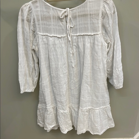 Gauzy white tiered dress - Picture 5 of 5